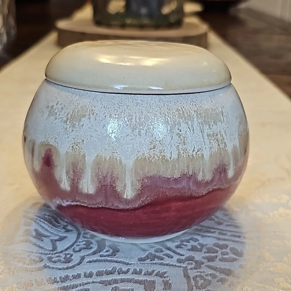 Pine Eddy Ceramic Handmade Burgundy & Cream Butter Crock/Bell